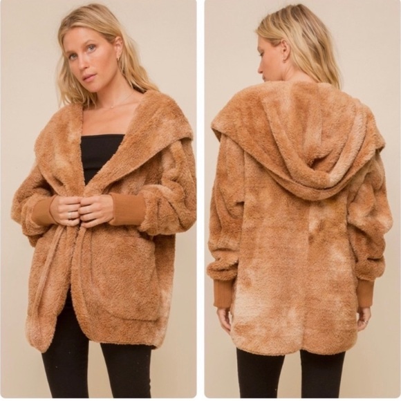 #39 $15 START LIVE - SHOW BEYOND COZY HOODIE JACKET - Picture 2 of 3